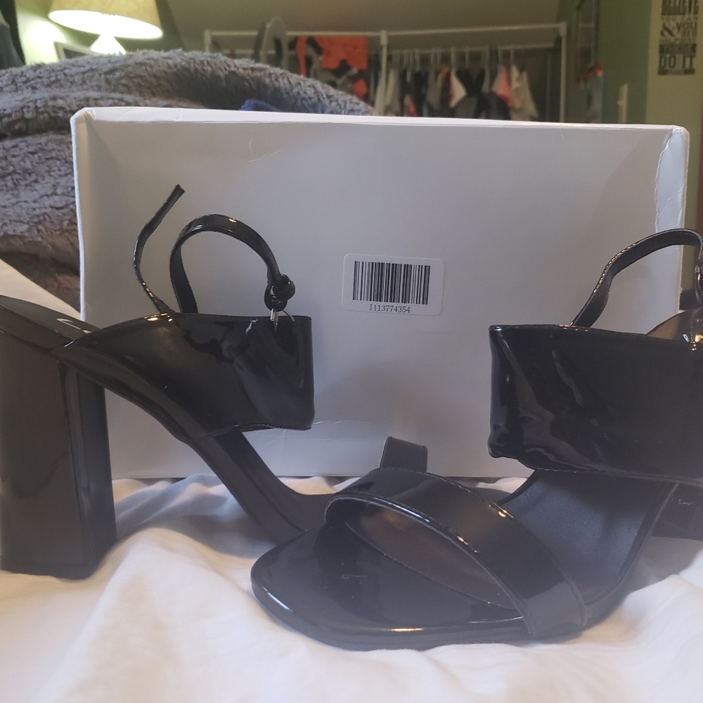 Brand new lemon drop heels